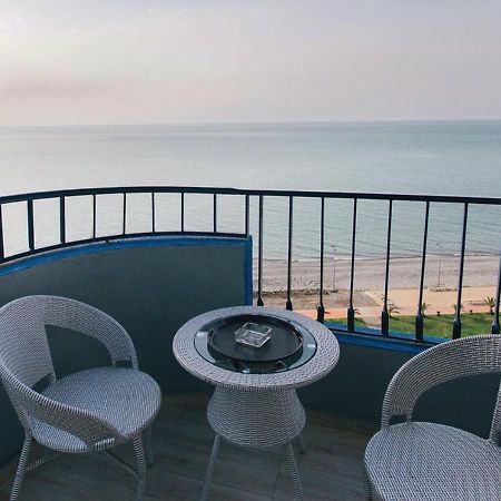 Horizon Batumi Aparthotel מראה חיצוני תמונה