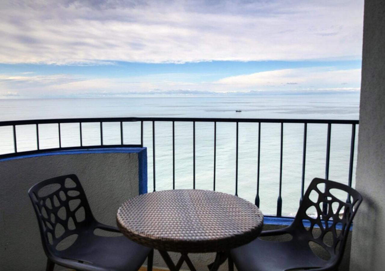 Horizon Batumi Aparthotel מראה חיצוני תמונה