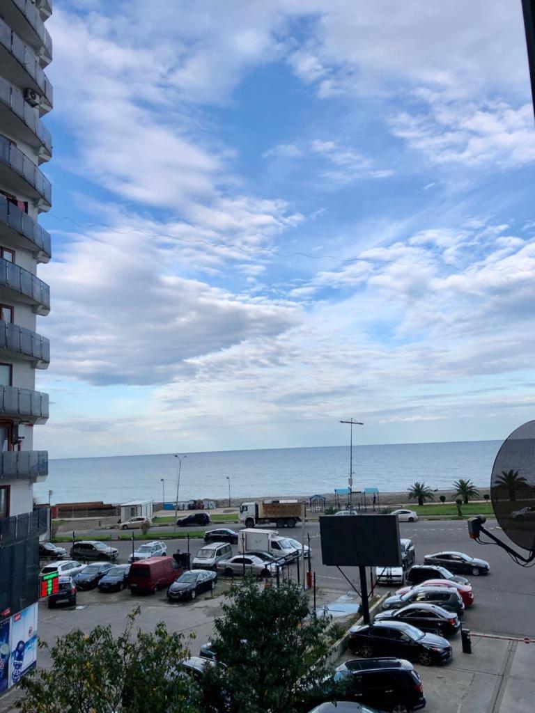 Horizon Batumi Aparthotel מראה חיצוני תמונה